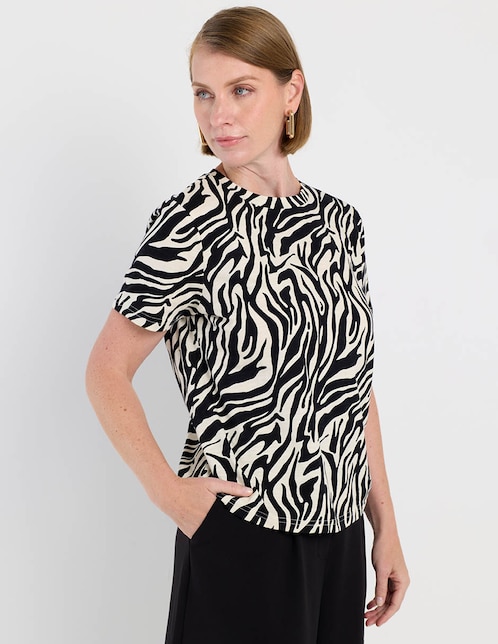 Playera manga corta cuello redondo para mujer 1