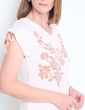 Playera manga corta La Mode cuello V para mujer
