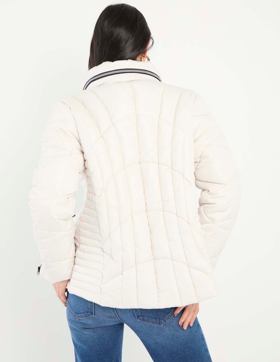 Chamarra acolchada para mujer 2
