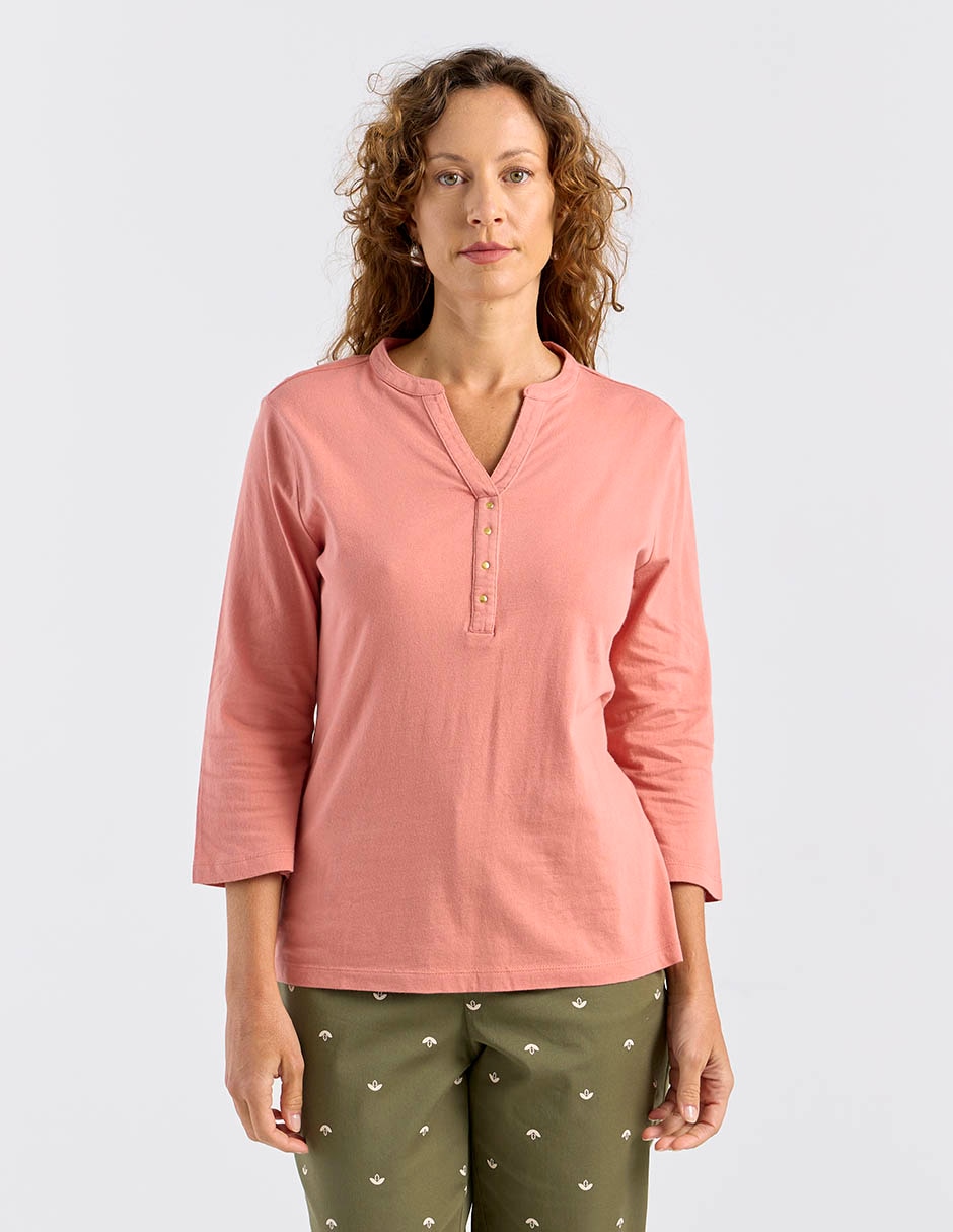 Playera manga 3/4 cuello V para mujer 2