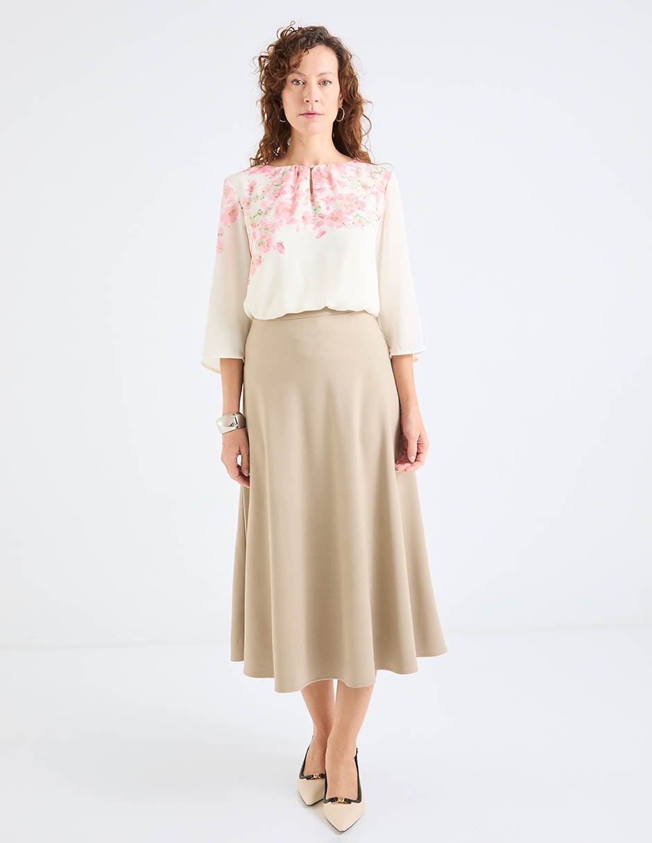 Falda crop a la cintura 3